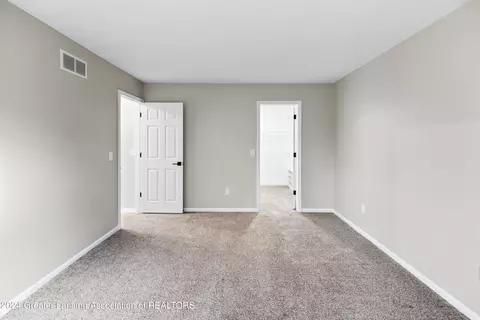 6727 Spring Tree Ln, Lansing, MI 48917 photo 21