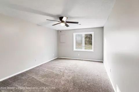 6727 Spring Tree Ln, Lansing, MI 48917 photo 36