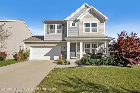 602 Barlyn Ln, Lansing, MI 48906