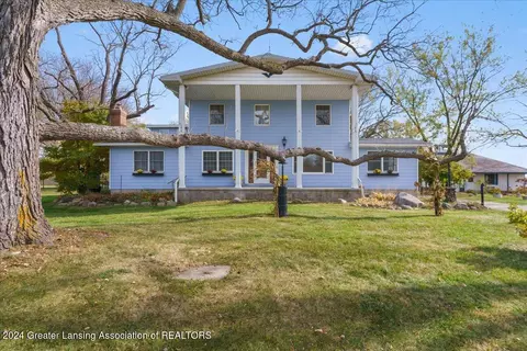1976 Zimmer Rd, Williamston, MI 48895