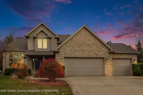 3218 Trisha Cir, Dewitt, MI 48820
