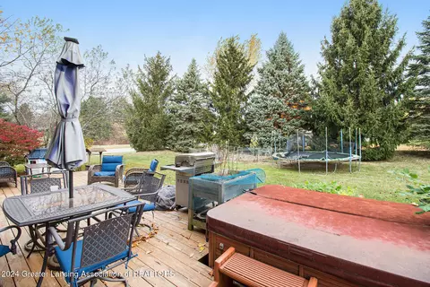 Exterior - 3218 Trisha Cir, Dewitt, MI 48820 photo 5 of 8