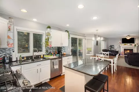 Kitchen - 3218 Trisha Cir, Dewitt, MI 48820 photo 3 of 3
