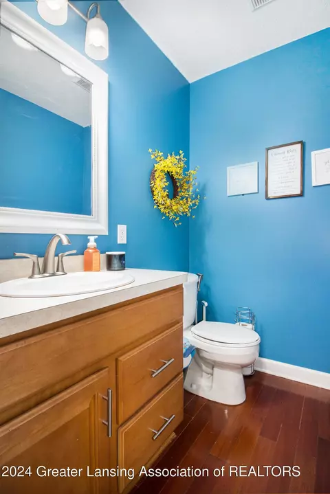 Bath - 3218 Trisha Cir, Dewitt, MI 48820 photo 1 of 4