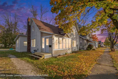 216 W Stoddard St, Charlotte, MI 48813