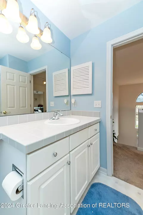 7782 Forestview Dr, Haslett, MI 48840 photo 28
