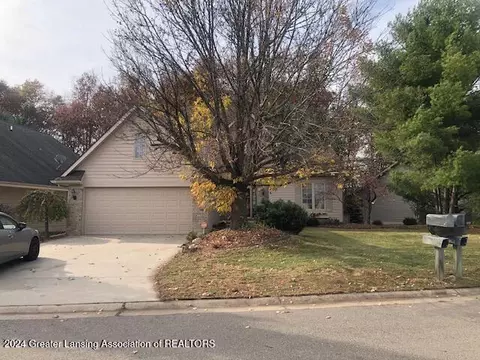 7782 Forestview Dr, Haslett, MI 48840 photo 4