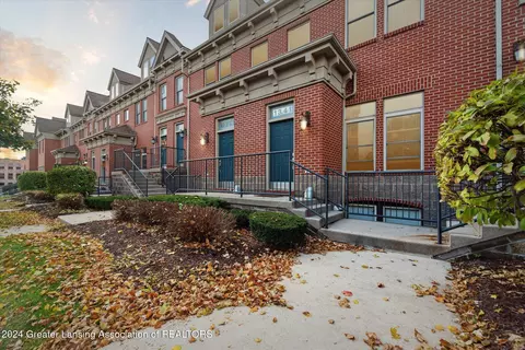 1341 Turner Rd, Lansing, MI 48906