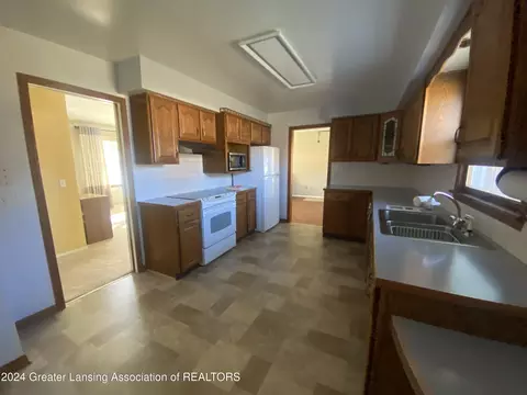 Kitchen - Undisclosed, Owosso, MI 48867 photo 2 of 2