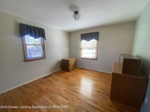 Bedroom - Undisclosed, Owosso, MI 48867 photo 4 of 6