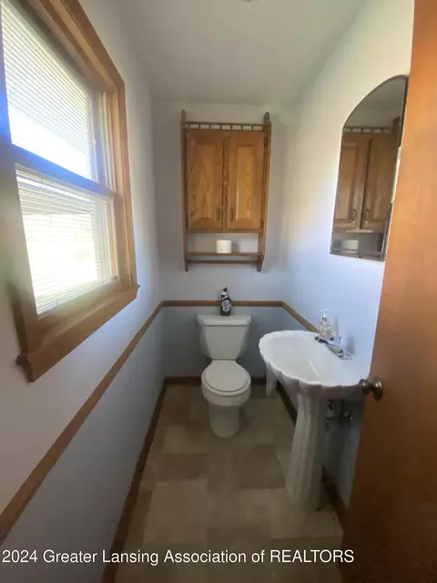 Bath - Undisclosed, Owosso, MI 48867 photo 1 of 3