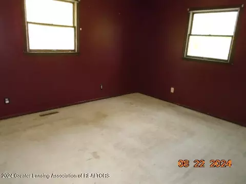 2325 N Smith Rd, Eaton Rapids, MI 48827 photo 12