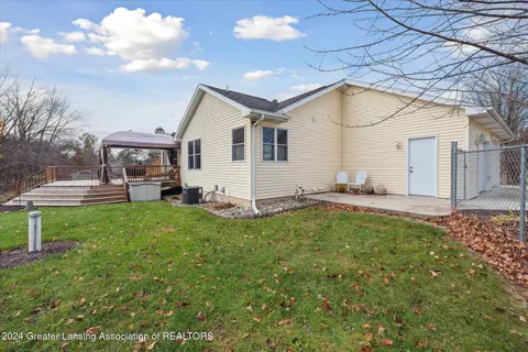Exterior - 660 Creyts Rd, Dimondale, MI 48821 photo 7 of 12