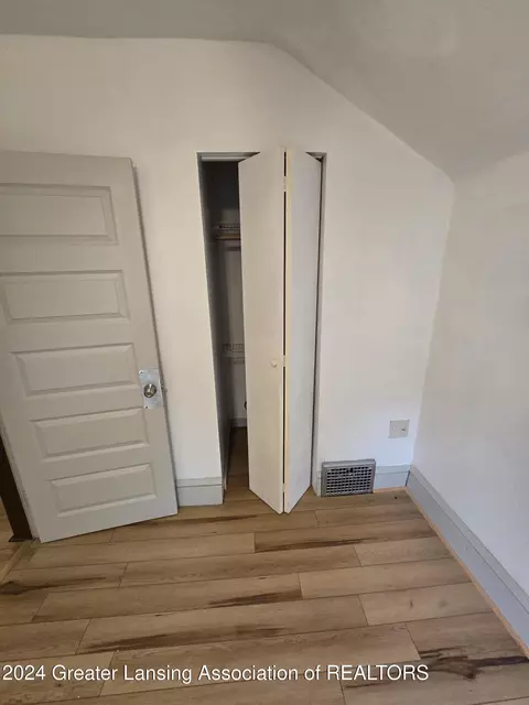 Other - 1024 Hill Pl, Jackson, MI 49202 photo 9 of 21