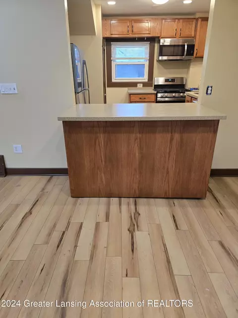 Kitchen - 1024 Hill Pl, Jackson, MI 49202 photo 1 of 4