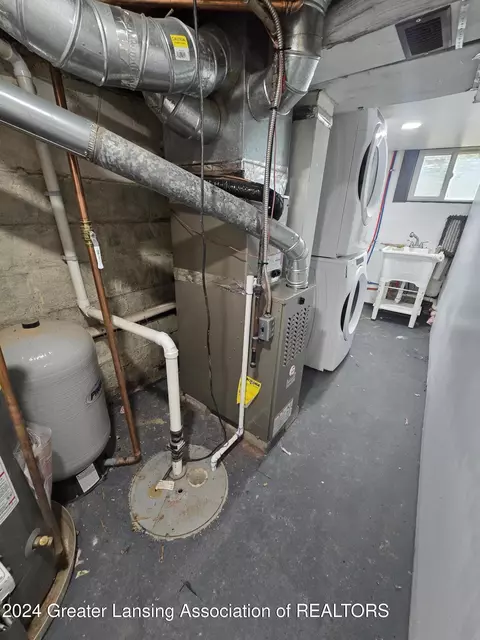 Other - 1024 Hill Pl, Jackson, MI 49202 photo 16 of 21