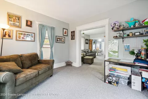 315 N Madison St, Perry, MI 48872 photo 15