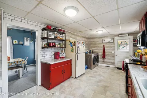 315 N Madison St, Perry, MI 48872 photo 18
