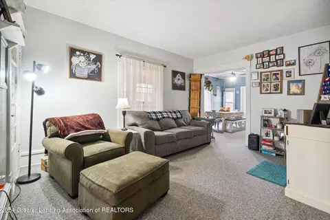 315 N Madison St, Perry, MI 48872 photo 13