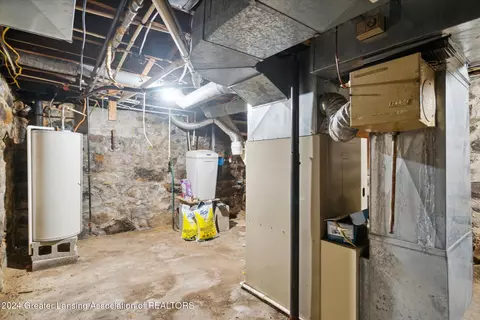 315 N Madison St, Perry, MI 48872 photo 34