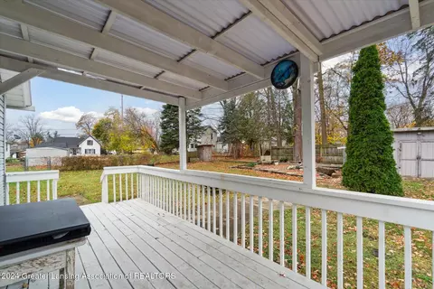 315 N Madison St, Perry, MI 48872 photo 37