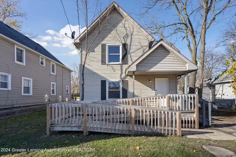 933 N Pine St, Lansing, MI 48906