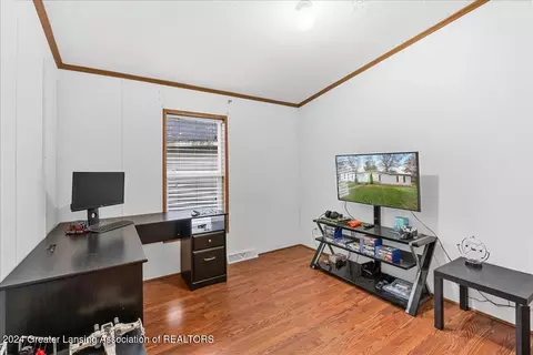 Bedroom - 15383 Gary Ln, Bath, MI 48808 photo 2 of 3