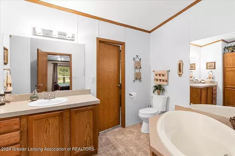 Bath - 15383 Gary Ln, Bath, MI 48808 photo 1 of 2