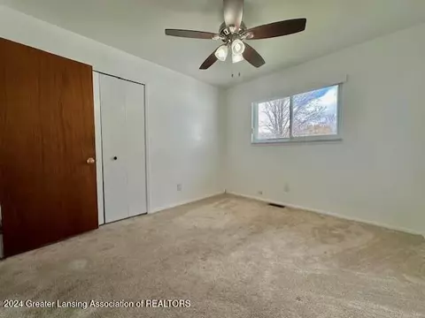 4452 Wickfield Dr, Flint, MI 48507 photo 13