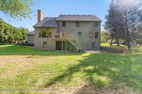 Exterior - 214 Brookstone Cir, Dewitt, MI 48820 photo 4 of 12