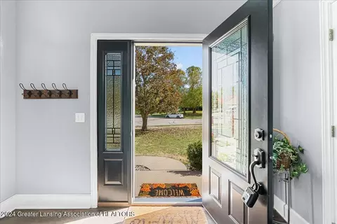 Entry Way - 214 Brookstone Cir, Dewitt, MI 48820 photo 1 of 4