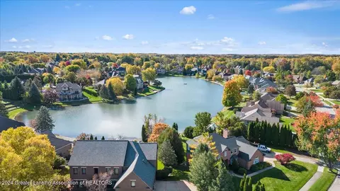 View/Area - 214 Brookstone Cir, Dewitt, MI 48820 photo 2 of 8