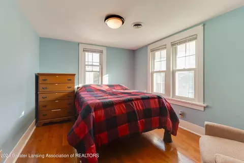Bedroom - 911 Mahlon St, Lansing, MI 48906 photo 1 of 2