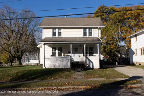 911 Mahlon St, Lansing, MI 48906