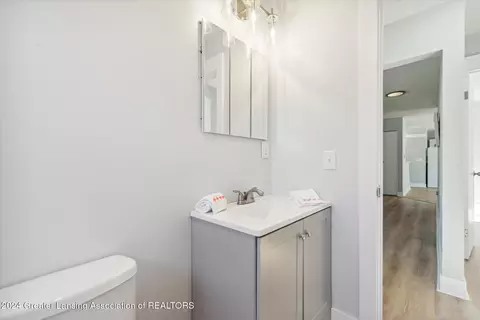 4131 Windward Dr, Lansing, MI 48911 photo 20