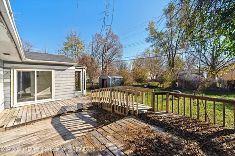 4131 Windward Dr, Lansing, MI 48911 photo 33