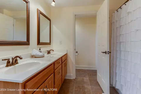3270 E Townsend Rd, Saint Johns, MI 48879 photo 33