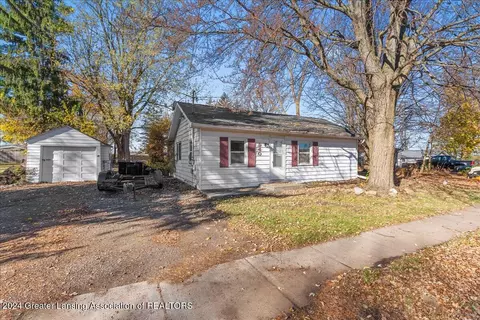 940 Union St, Dansville, MI 48819