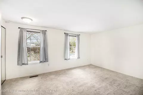 6255 Beechfield Dr, Lansing, MI 48911 photo 13