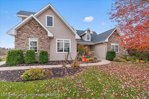 5681 Ladderback Dr, Holt, MI 48842