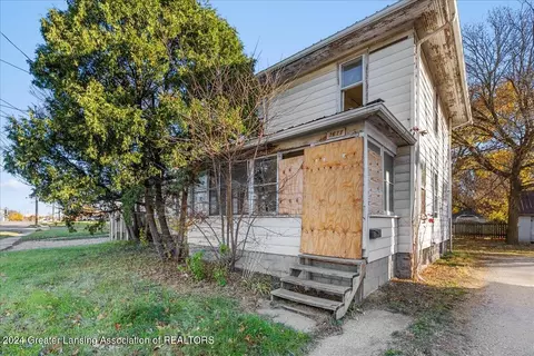 1611 S Cedar St, Lansing, MI 48910
