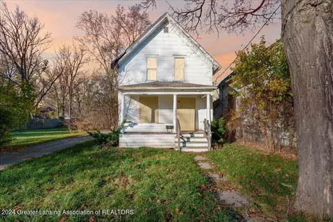 1602 Linval St, Lansing, MI 48910