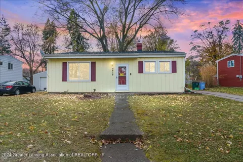 4418 Lowcroft Ave, Lansing, MI 48910