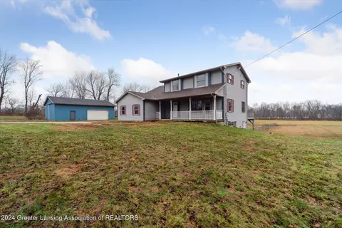 7027 Steele Rd, Eaton Rapids, MI 48827