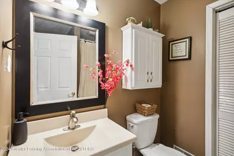 518 Jade Dr, Lansing, MI 48917 photo 23