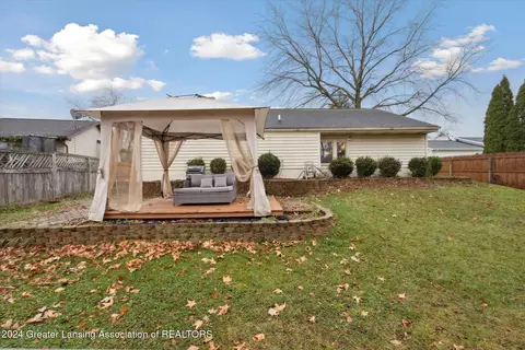 518 Jade Dr, Lansing, MI 48917 photo 30