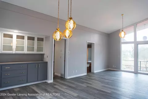 Living - 6560 E Galway Cir, Dimondale, MI 48821 photo 6 of 18