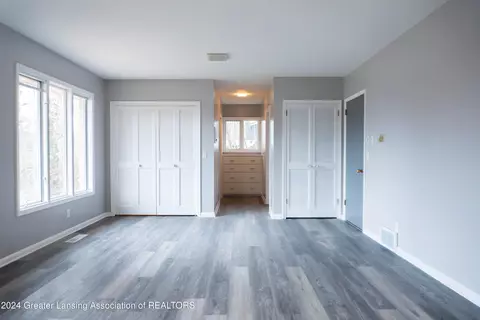 Bedroom - 6560 E Galway Cir, Dimondale, MI 48821 photo 1 of 6