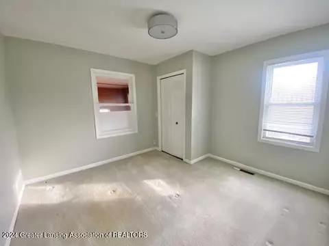 Bedroom - 11370 S Us 27, Dewitt, MI 48820 photo 1 of 5