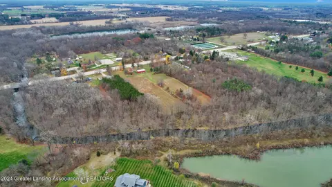View/Area - 11760 S Us 27, Dewitt, MI 48820 photo 2 of 10